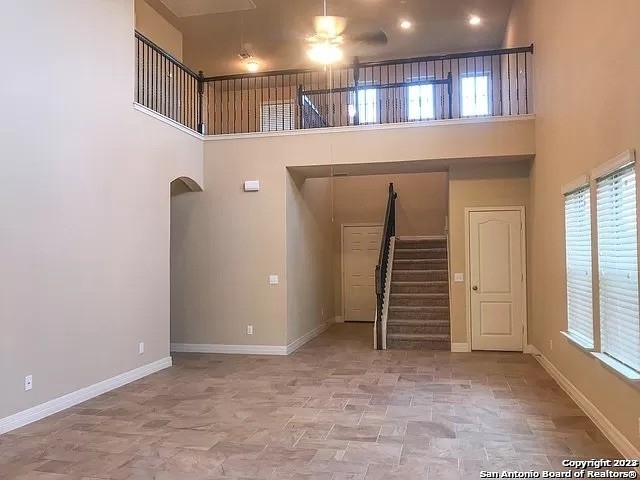 680 Community Dr - Photo 2