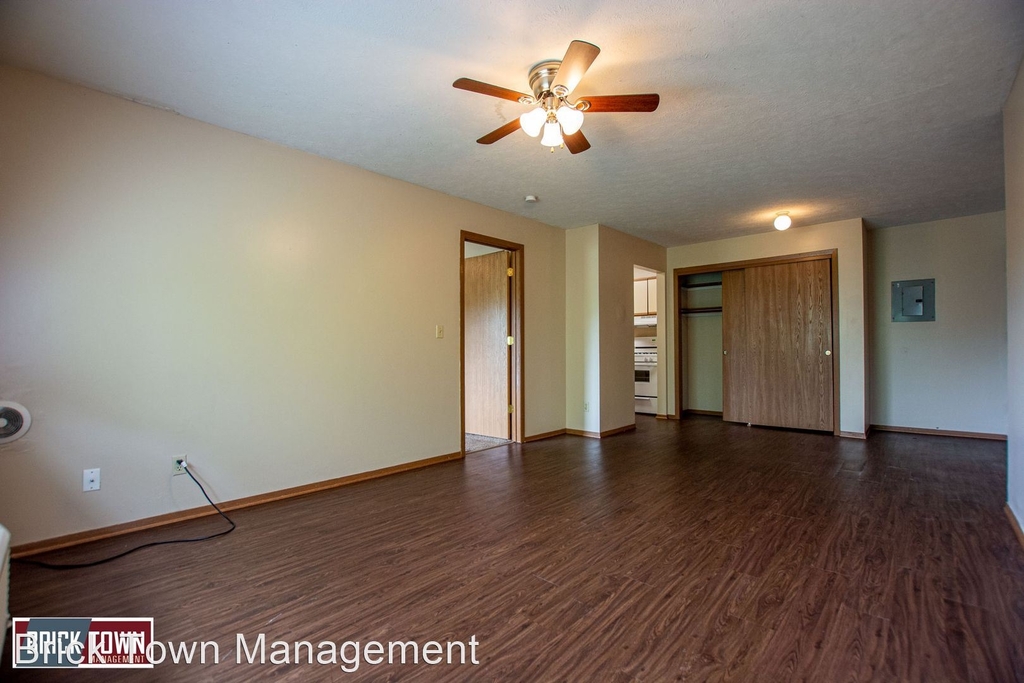 7110 Jones Circle - Photo 2