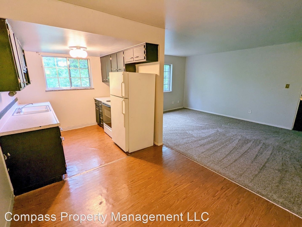 2430 Albany St. - Photo 2