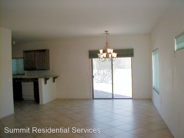 3569 E. Drexel Manor Stravenue - Photo 3