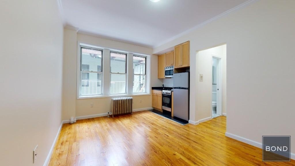 117 West 13th Street - Photo 0