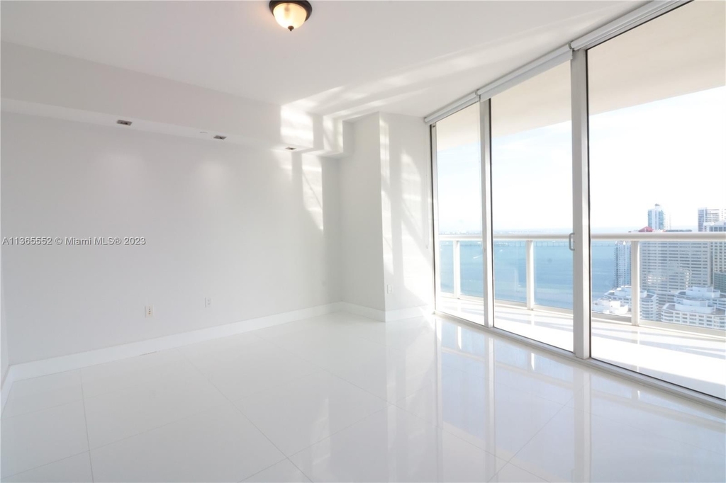 495 Brickell Ave - Photo 2