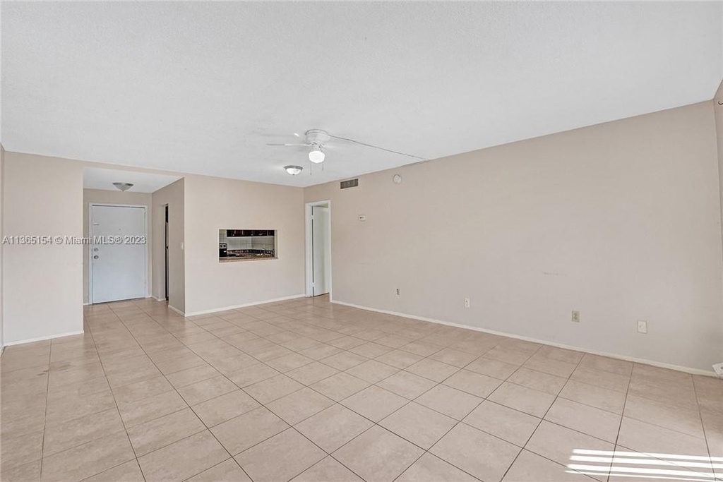 4848 Nw 24th Ct - Photo 4