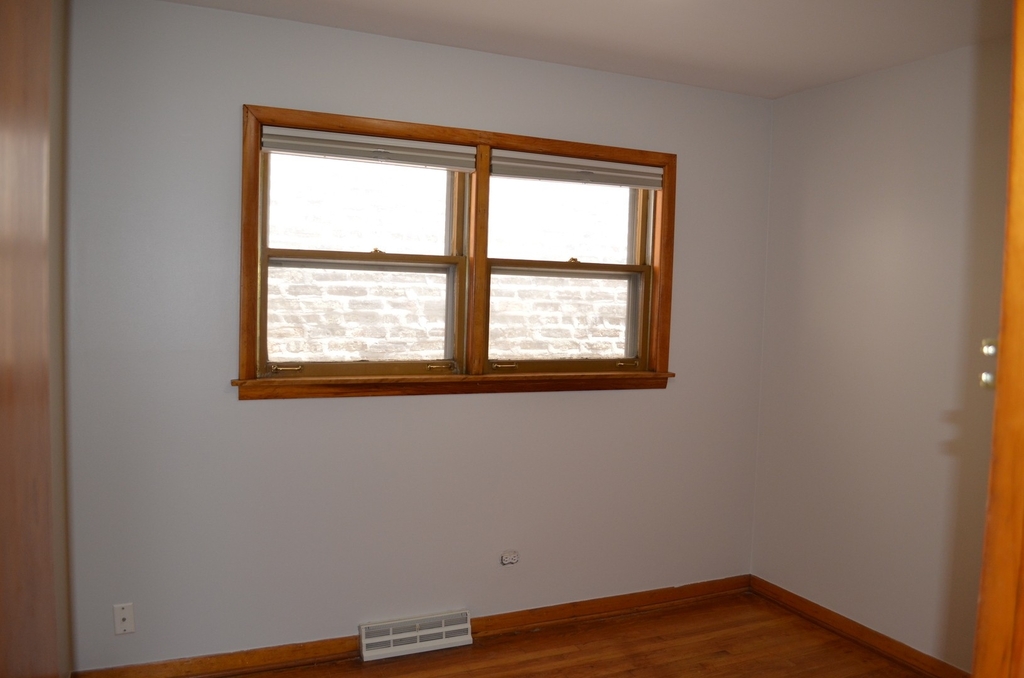 1416 W Lill Avenue - Photo 9