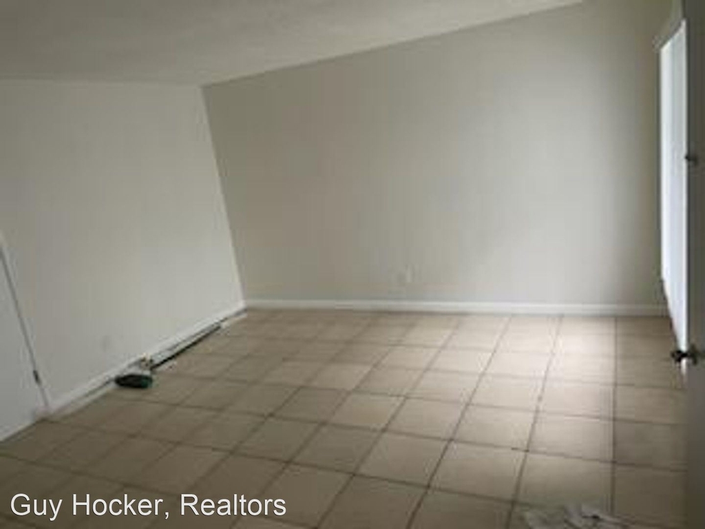 14715 S. Berendo - Photo 5