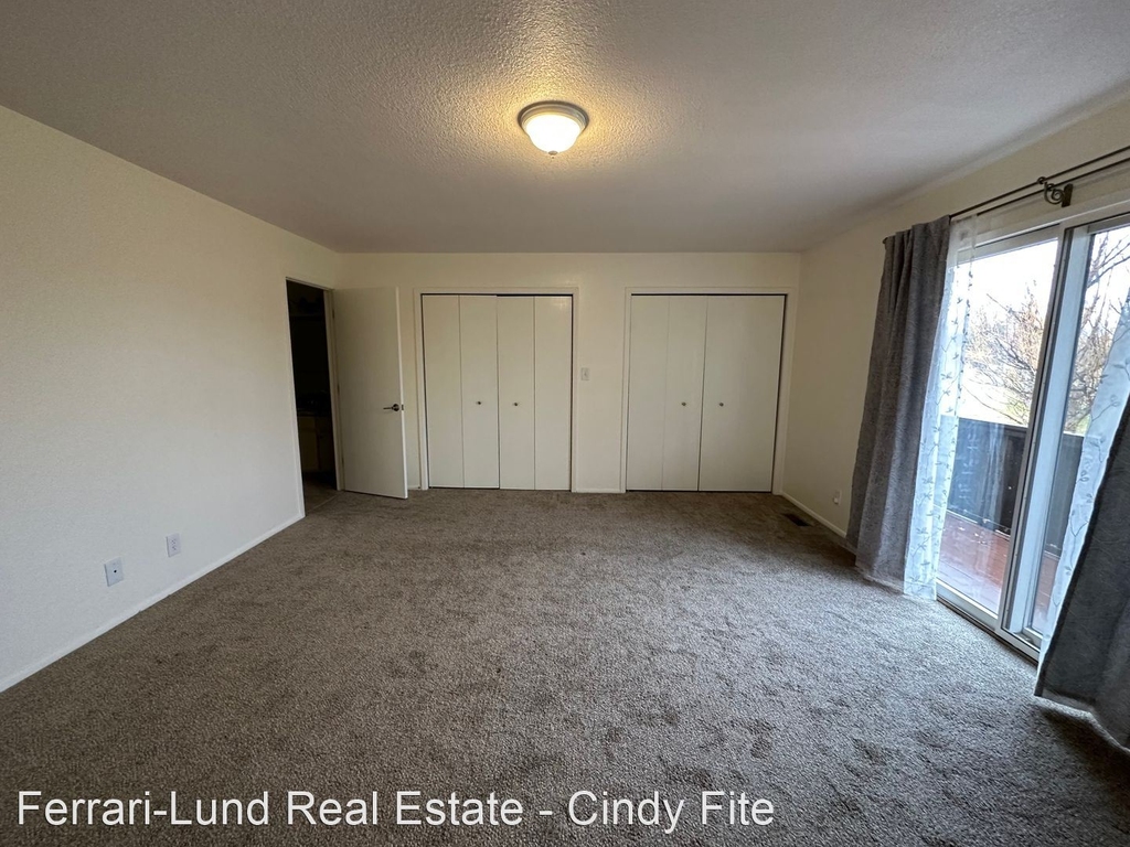 2031 Sunburst Way - Photo 12