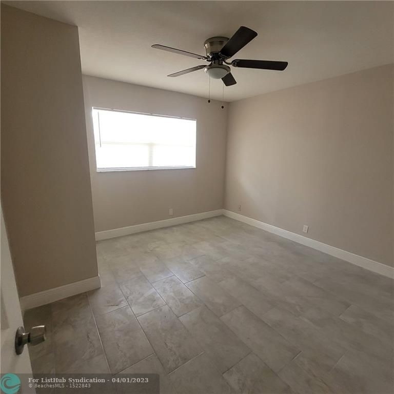 931 Sw 76th Ave - Photo 5