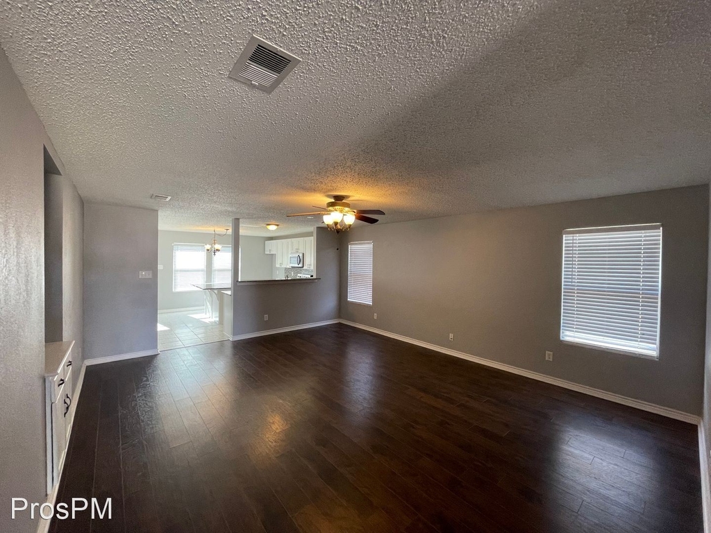 8513 Swan Park - Photo 1