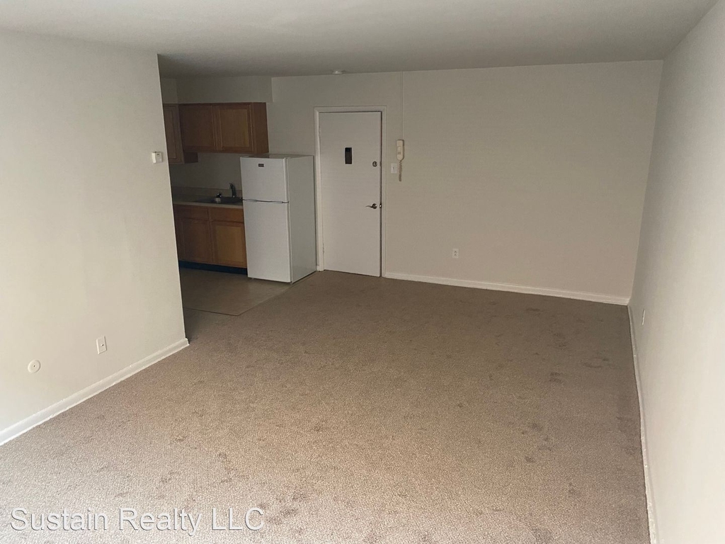 1528 Elmwood Ave. - Photo 6