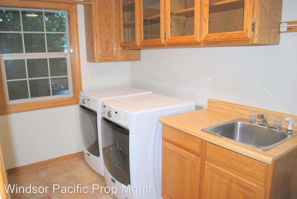 1261 Lawrence Road - Photo 24