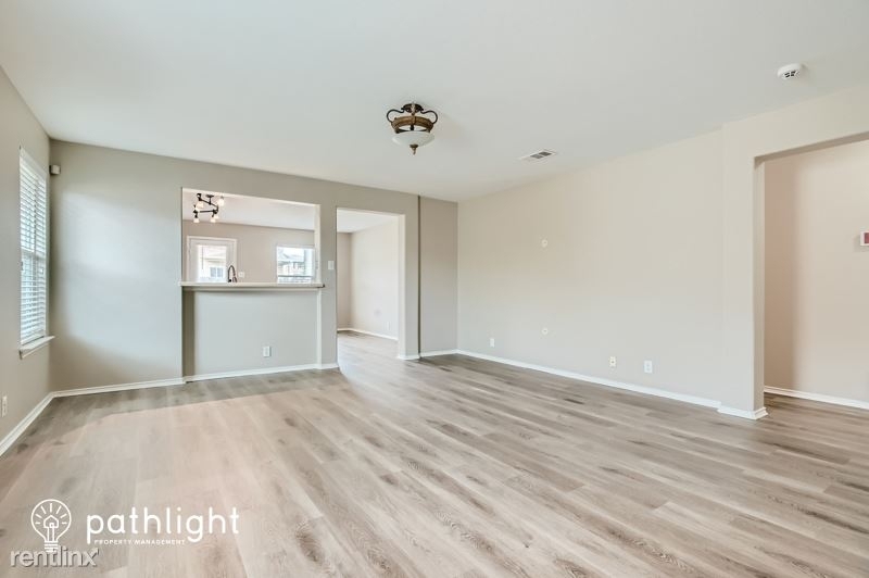 320 Almquist St Unit - Photo 6