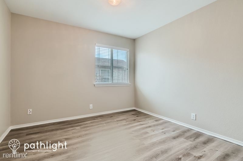 320 Almquist St Unit - Photo 9