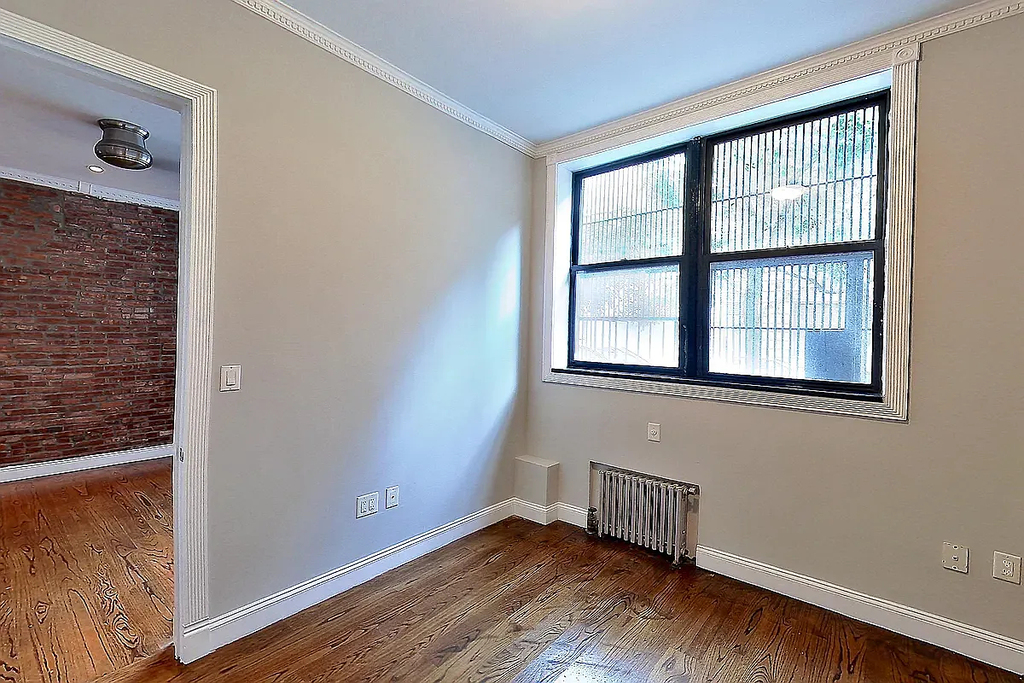 330 East 100th Street - Photo 5