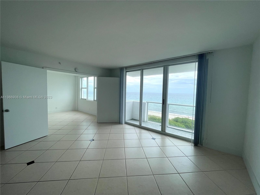 9195 Collins Ave - Photo 4