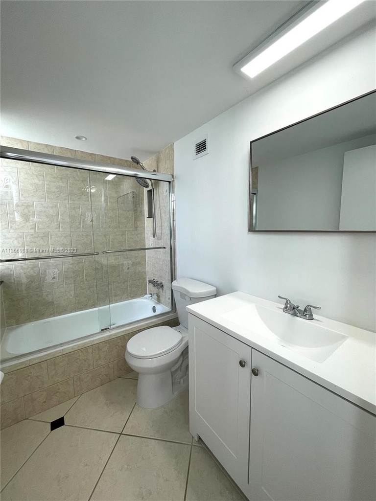 9195 Collins Ave - Photo 8