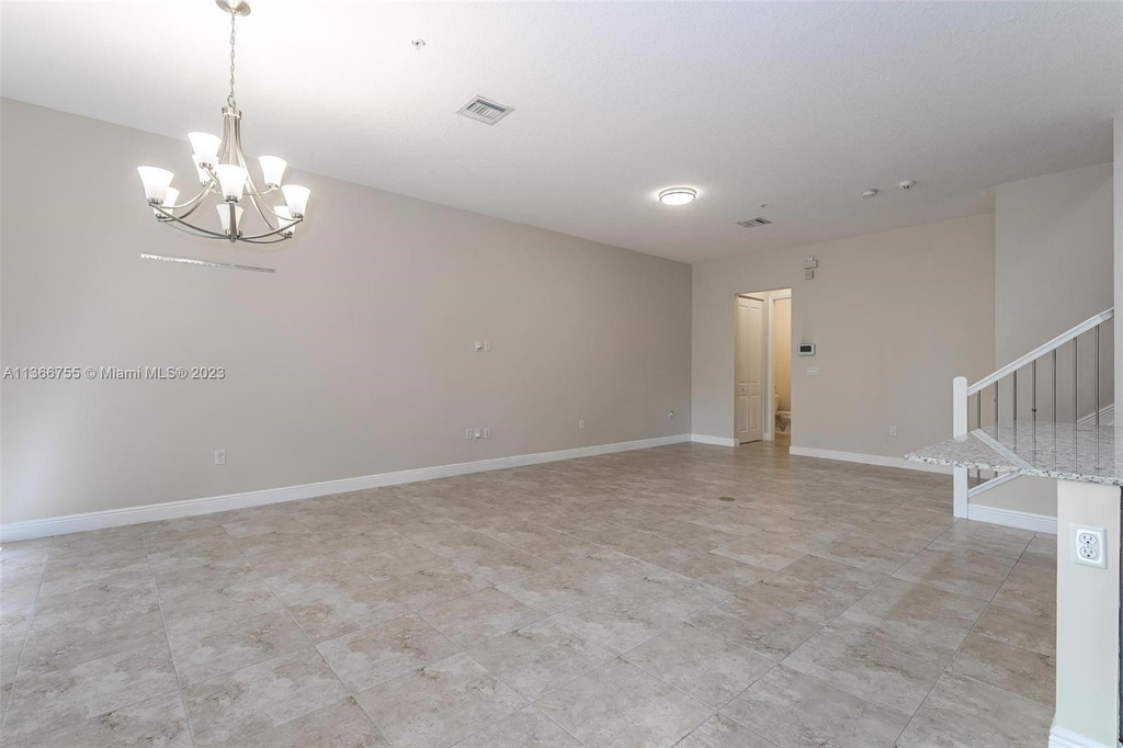 12426 Nw 17th Ct - Photo 8