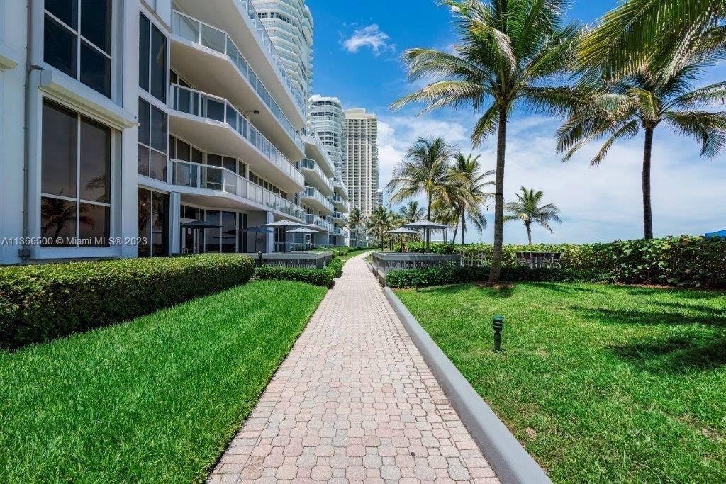 16400 Collins Ave - Photo 30
