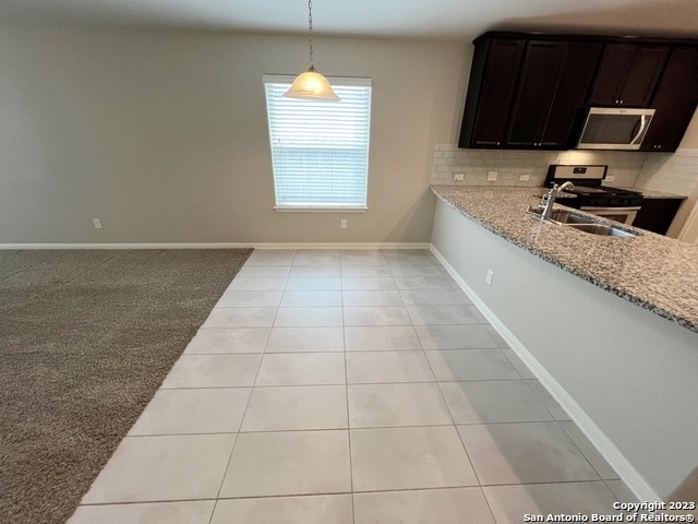 8010 Lovela Bend - Photo 11