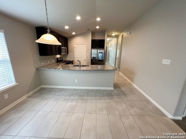 8010 Lovela Bend - Photo 14