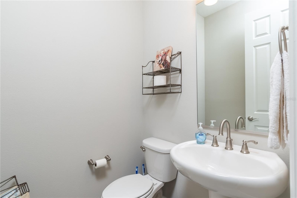 4418 Nw 54th Terr - Photo 2