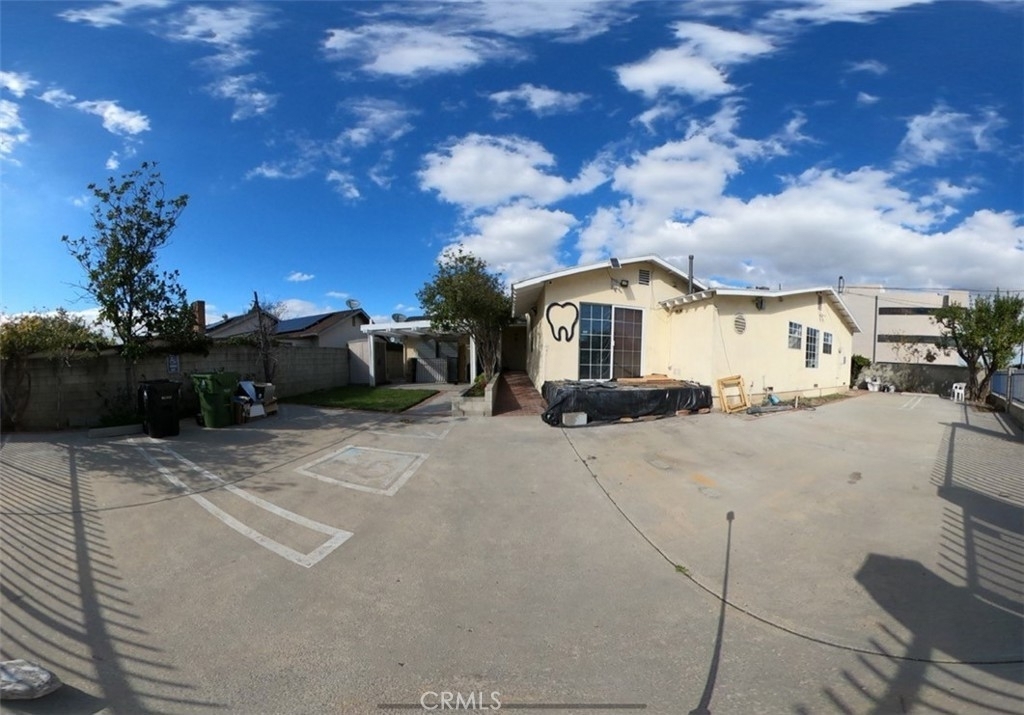 22114 Roscoe Boulevard - Photo 8