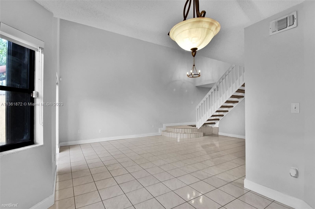 11243 Sw 9th Ct - Photo 5