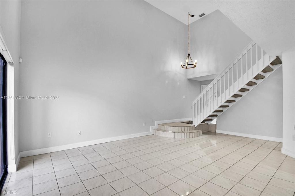 11243 Sw 9th Ct - Photo 3