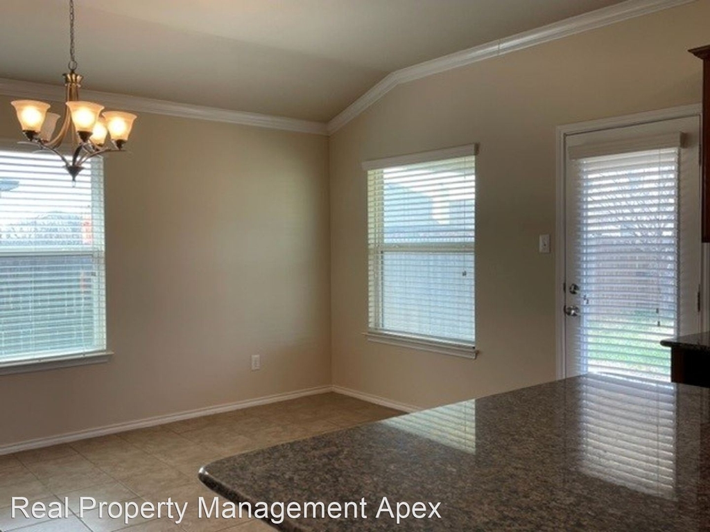 9917 Desperado Dr. - Photo 15