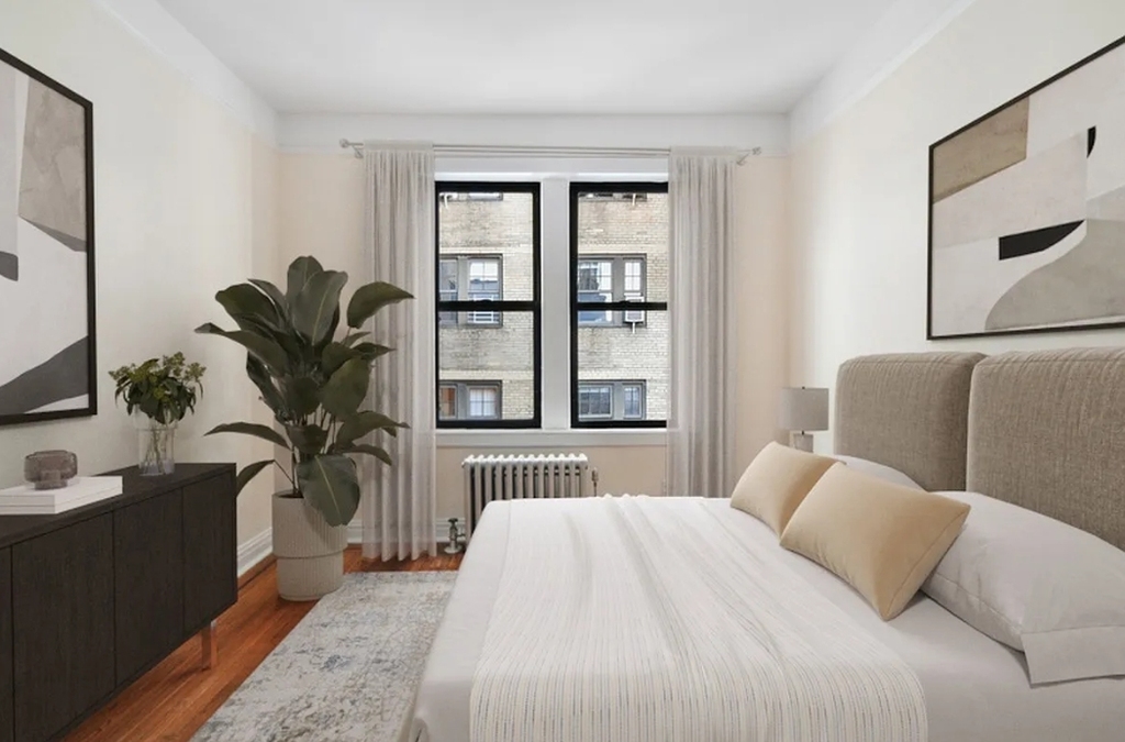 west 10th street - Photo 5