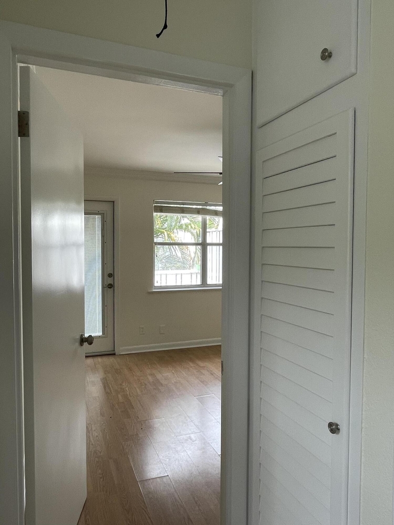 145 Ne 7th Avenue - Photo 15