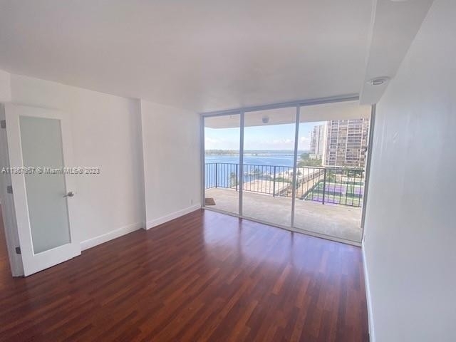 1865 Brickell Ave - Photo 3