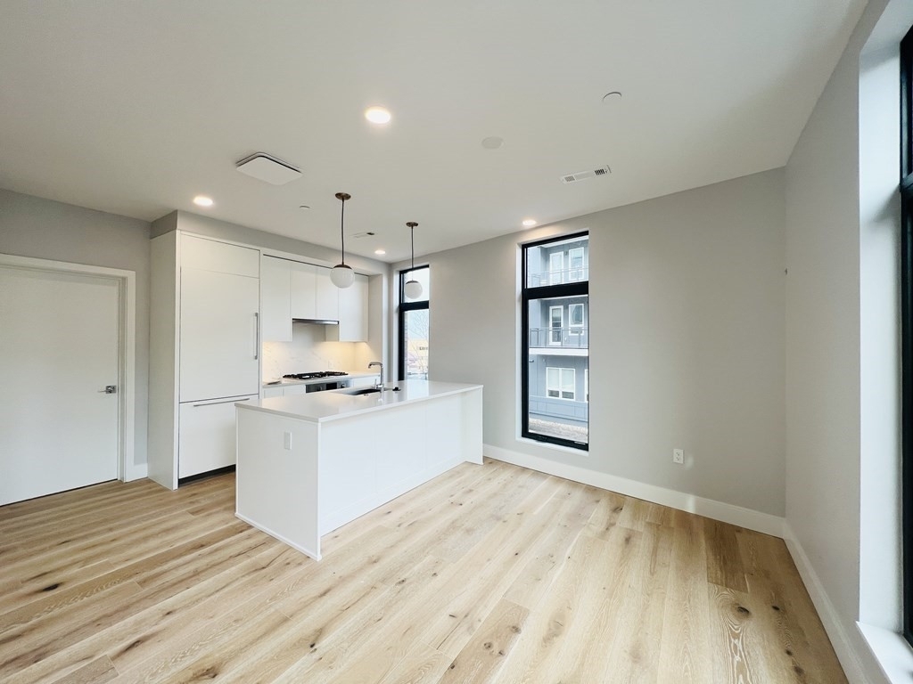 191 Washington Street - Photo 2