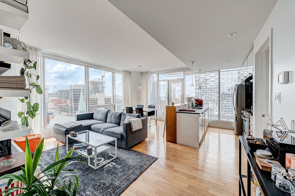 495 Av. Viger O. #2105 - Photo 0