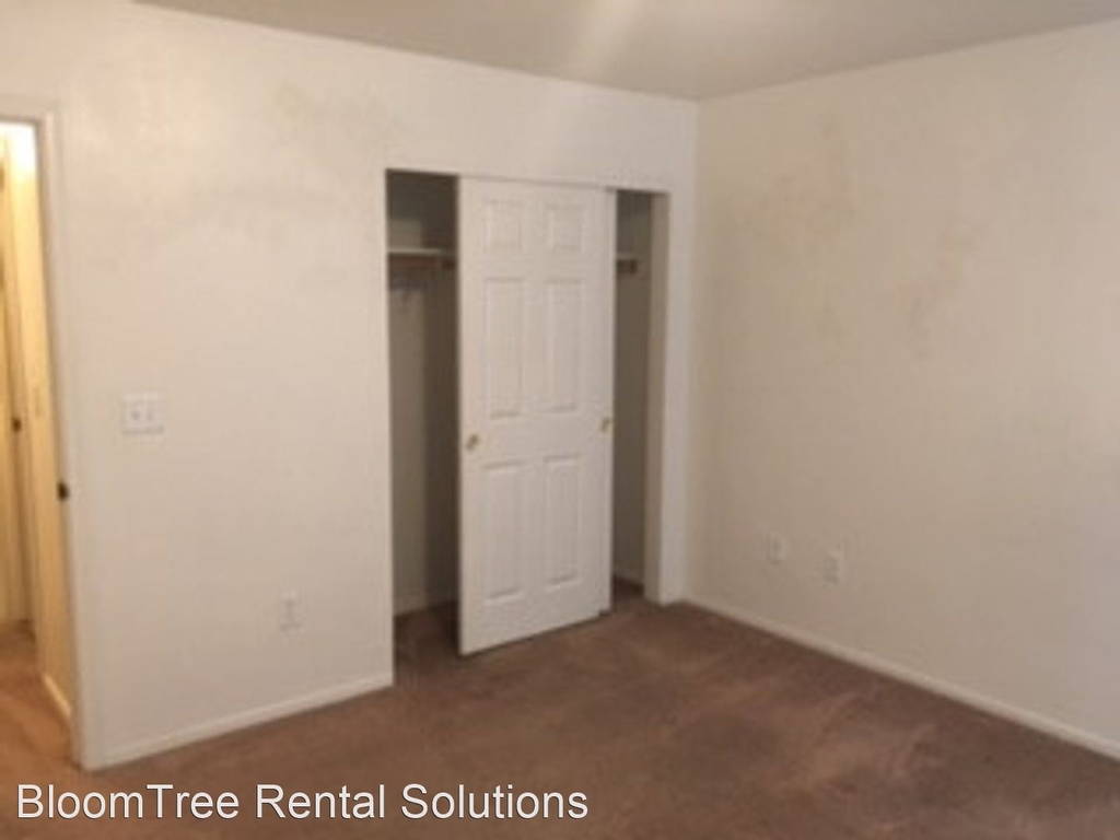 229 S Penn Avenue - Photo 4