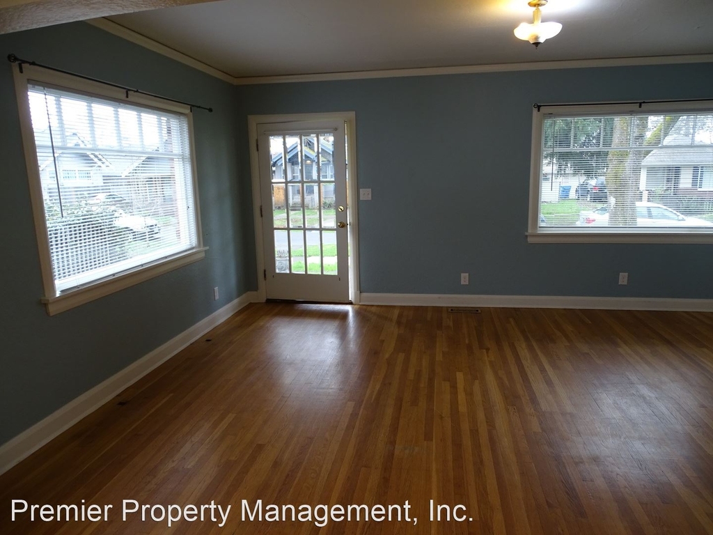 408 W 23rd St. - Photo 2