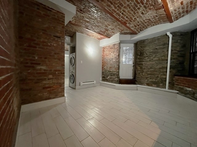 336 East 18th Street - Photo 2