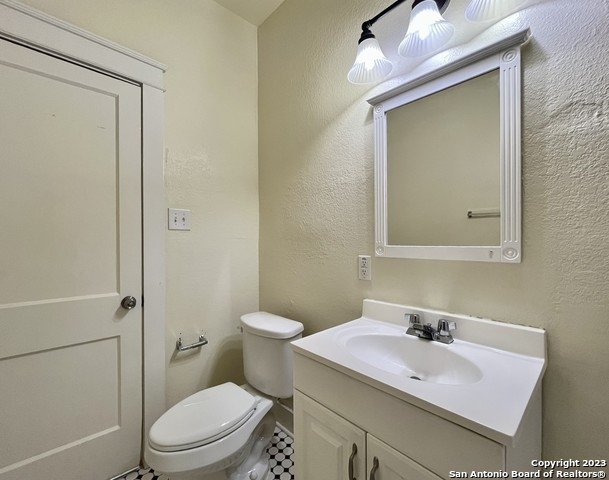 1535 W Woodlawn Ave - Photo 13