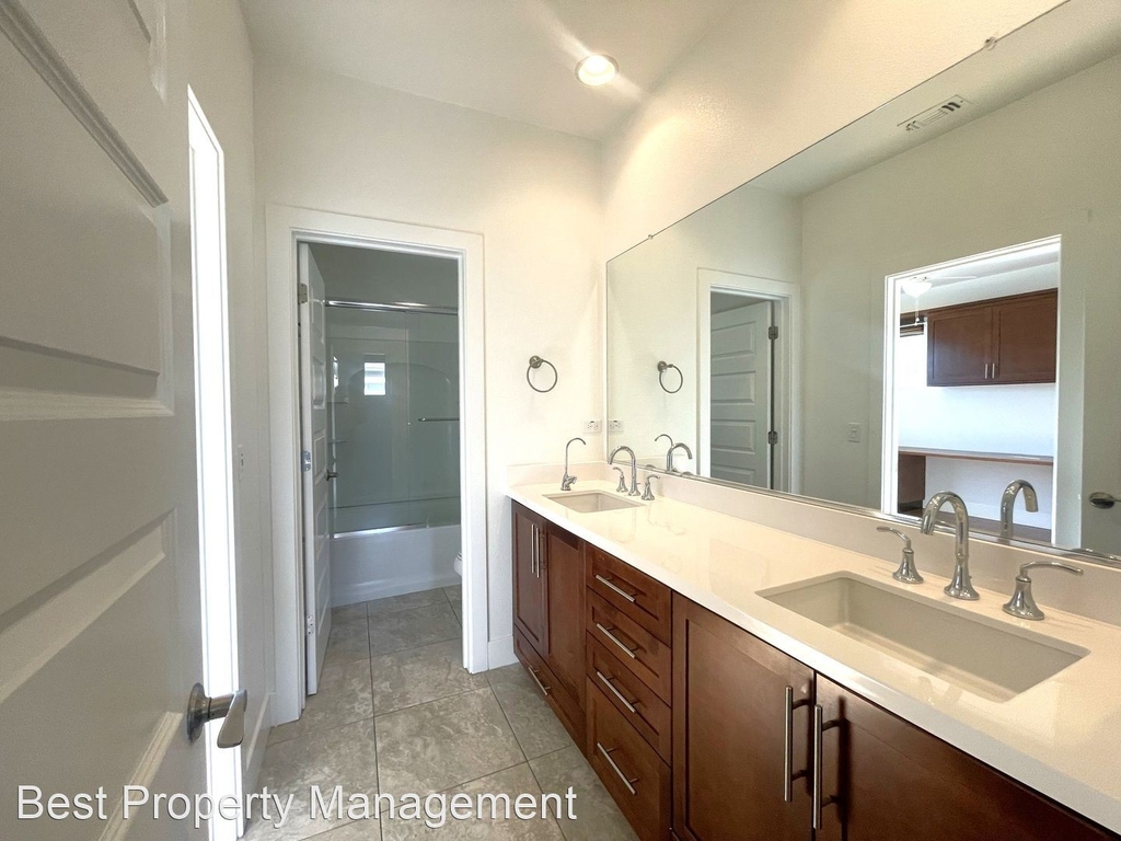 527 Odyssey Lane - Photo 29