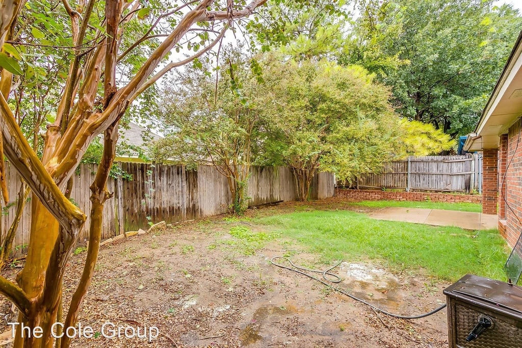 1209 Hillwood Way - Photo 34