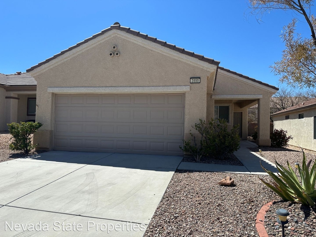 2855 Sapphire Desert Dr - Photo 0