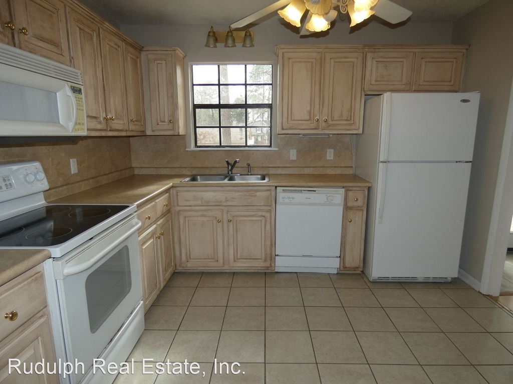 2527 Tahiti Ln - Photo 4