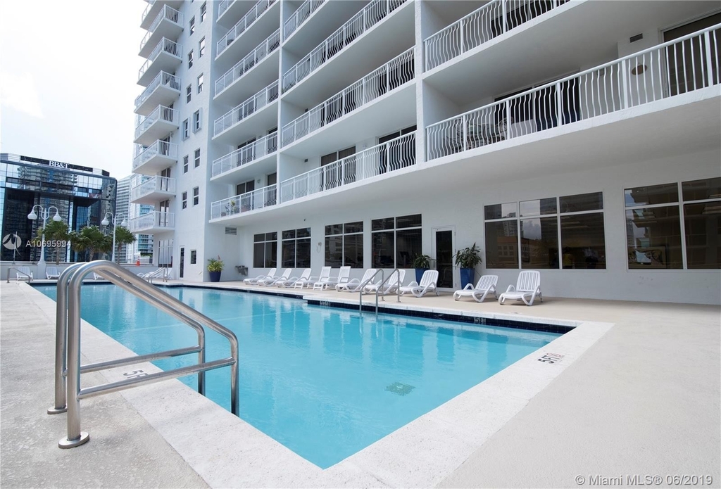 1200 Brickell Bay Dr - Photo 20