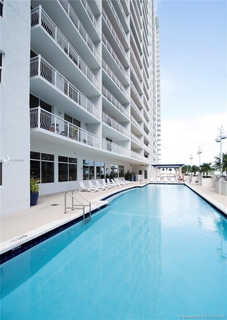 1200 Brickell Bay Dr - Photo 24