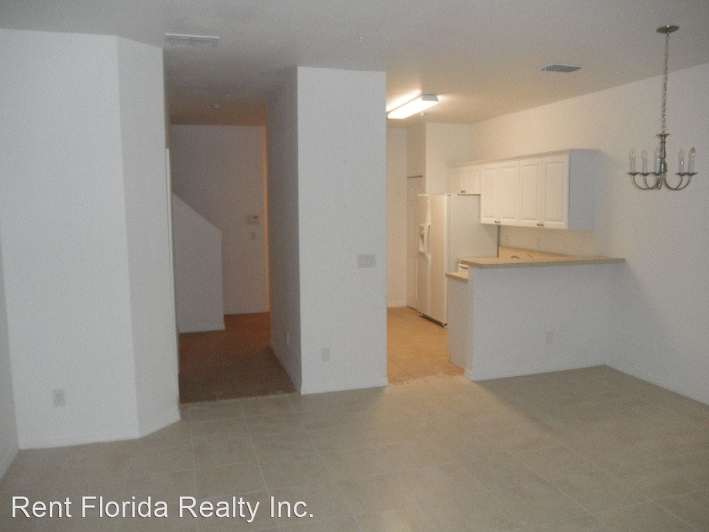 909 Pipers Cay Drive - Photo 2