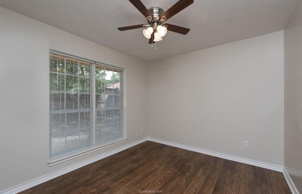 2402 Jaguar Court - Photo 11