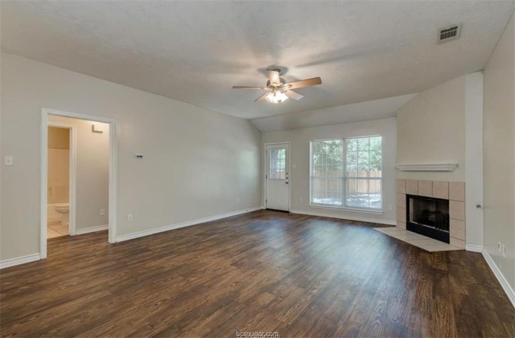 2402 Jaguar Court - Photo 3