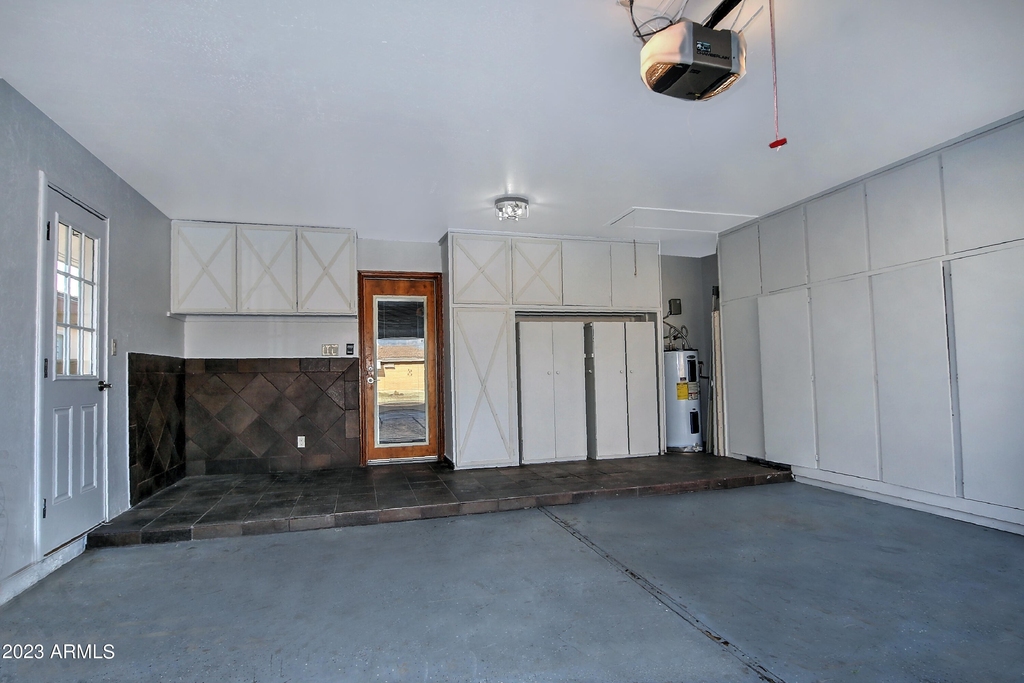 228 N 65th Place - Photo 35