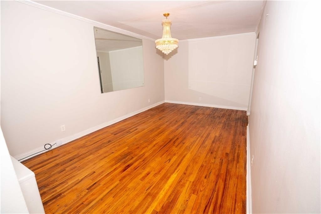 1538 East 58th Street - Photo 3