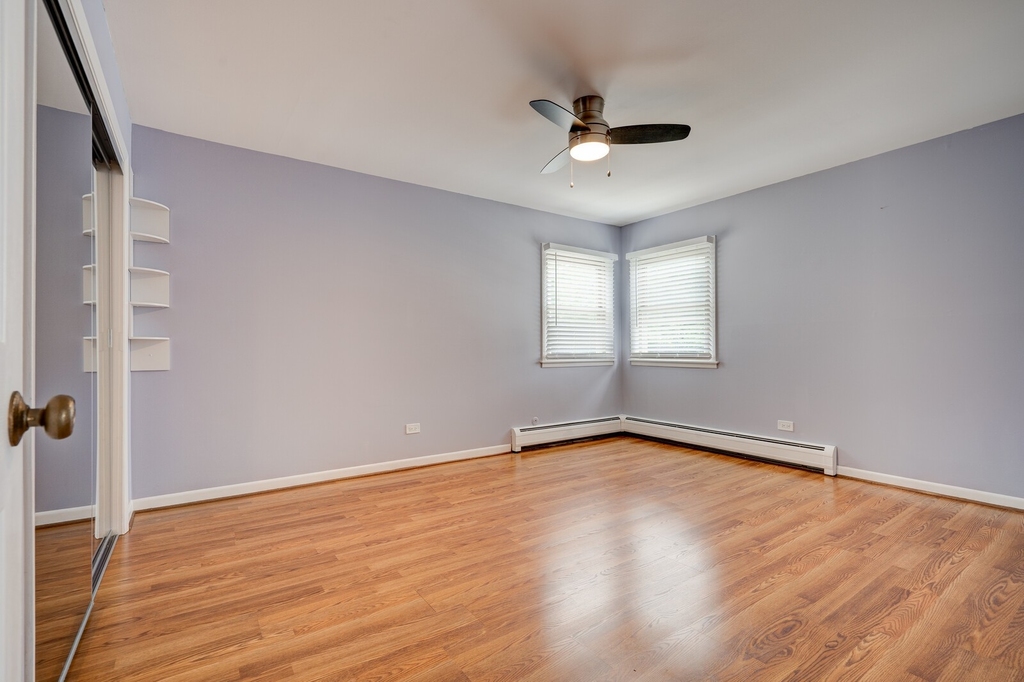 2124 N Harlem Avenue - Photo 4