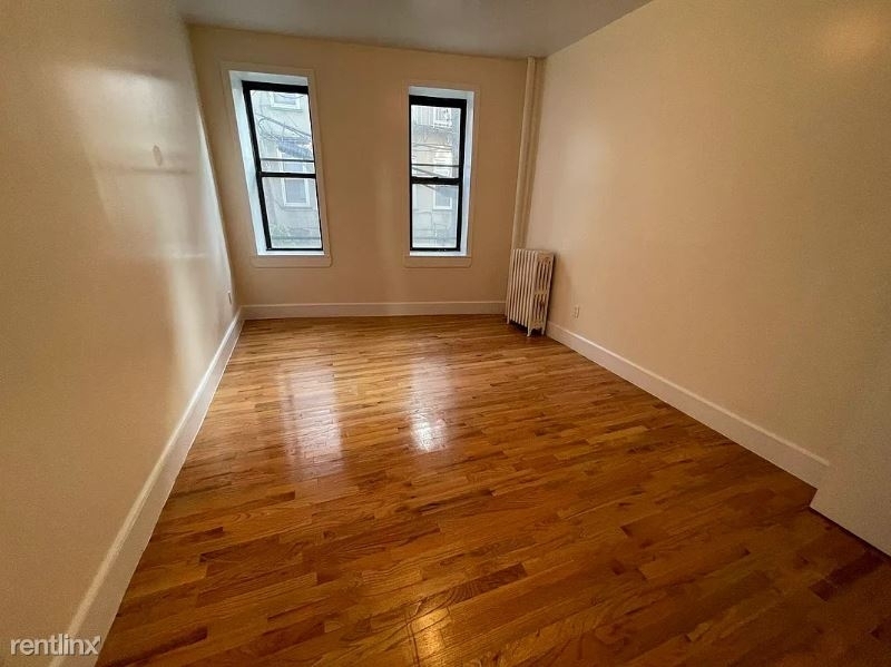 47-46 40th Street - Photo 4